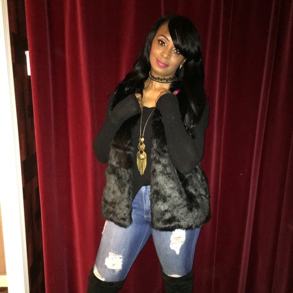 Meet your Posher, Latrece - Picture 1 of 1